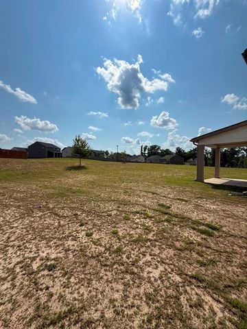 1104 Laflor Way, Mcdonough, GA 30253