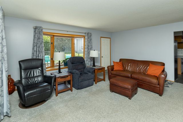 502 5th Avenue SW, Altoona, IA 50009