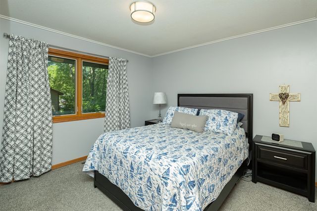 502 5th Avenue SW, Altoona, IA 50009
