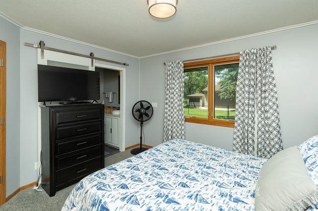 502 5th Avenue SW, Altoona, IA 50009
