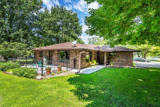 502 5th Avenue SW, Altoona, IA 50009