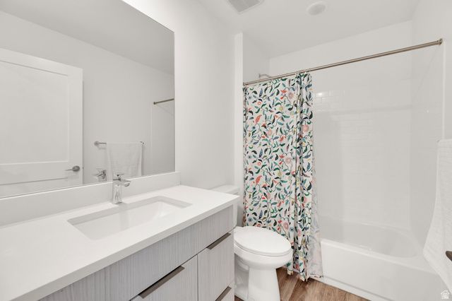 6366 W SUGARCANE DR, South Jordan, UT 84009