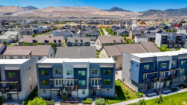 6366 W SUGARCANE DR, South Jordan, UT 84009