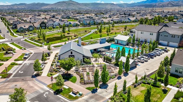 6366 W SUGARCANE DR, South Jordan, UT 84009