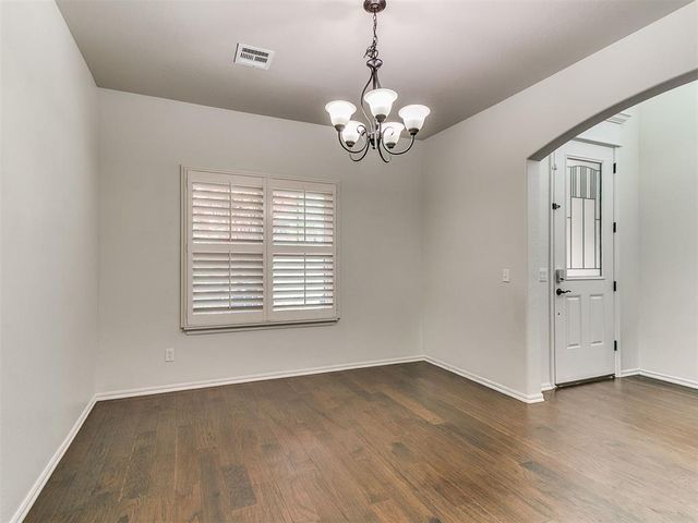 10649 Green Meadows Drive, Edmond, OK 73025