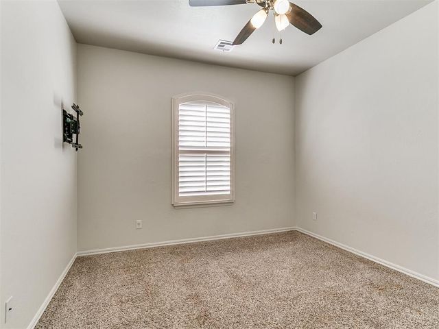 10649 Green Meadows Drive, Edmond, OK 73025