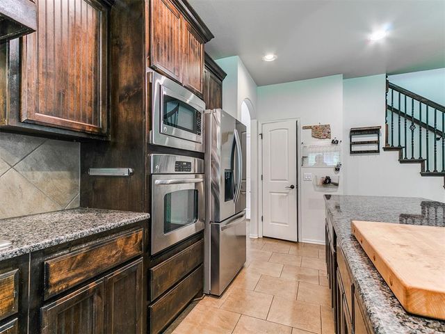 10649 Green Meadows Drive, Edmond, OK 73025