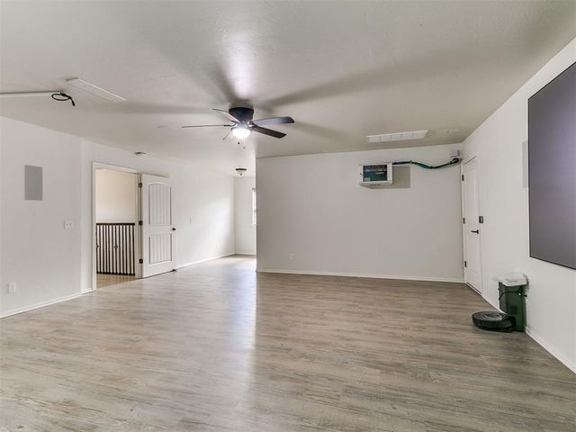 10649 Green Meadows Drive, Edmond, OK 73025