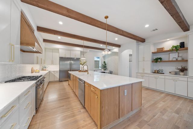 6437 Churchill Way, Dallas, TX 75230