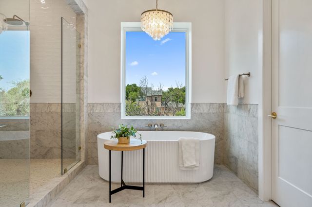 6437 Churchill Way, Dallas, TX 75230