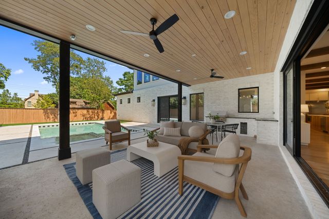 6437 Churchill Way, Dallas, TX 75230