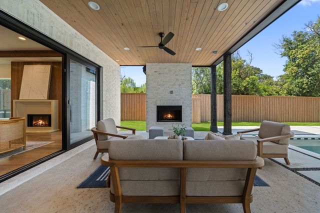 6437 Churchill Way, Dallas, TX 75230