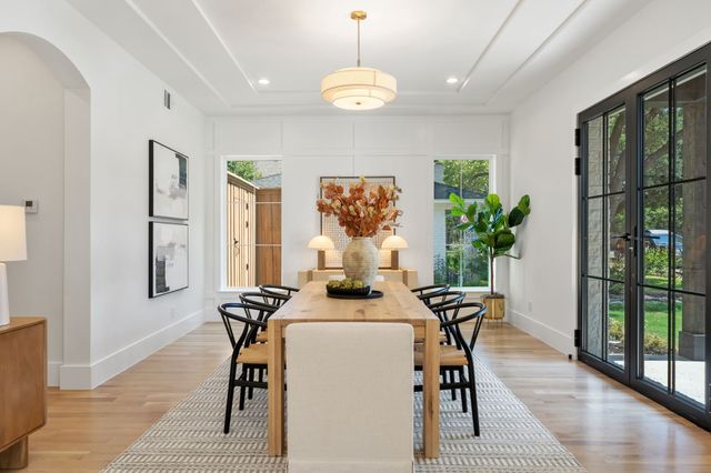 6437 Churchill Way, Dallas, TX 75230