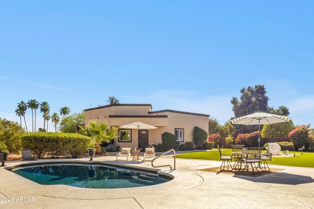 8611 E JENAN Drive, Scottsdale, AZ 85260