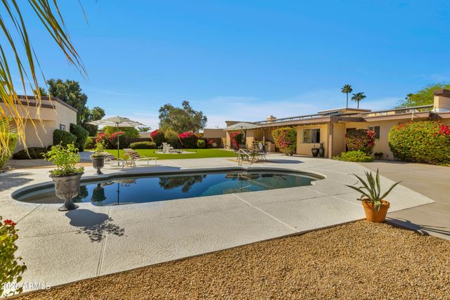 8611 E JENAN Drive, Scottsdale, AZ 85260