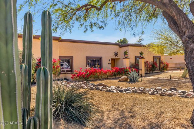 8611 E JENAN Drive, Scottsdale, AZ 85260