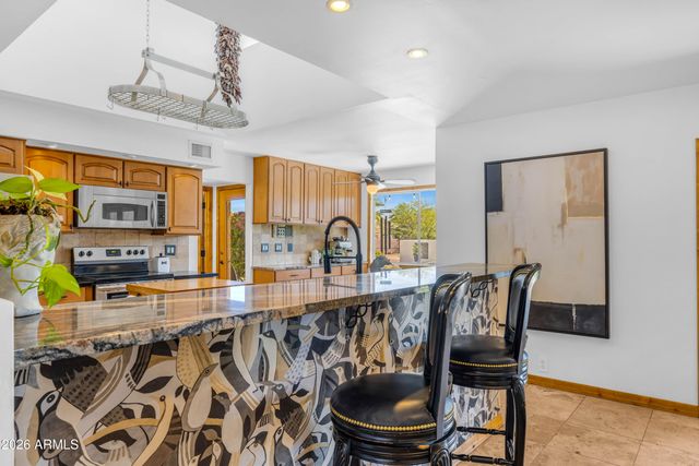 8611 E JENAN Drive, Scottsdale, AZ 85260