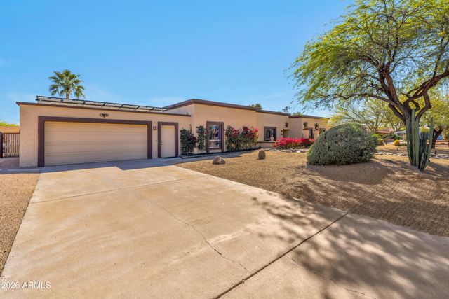 8611 E JENAN Drive, Scottsdale, AZ 85260