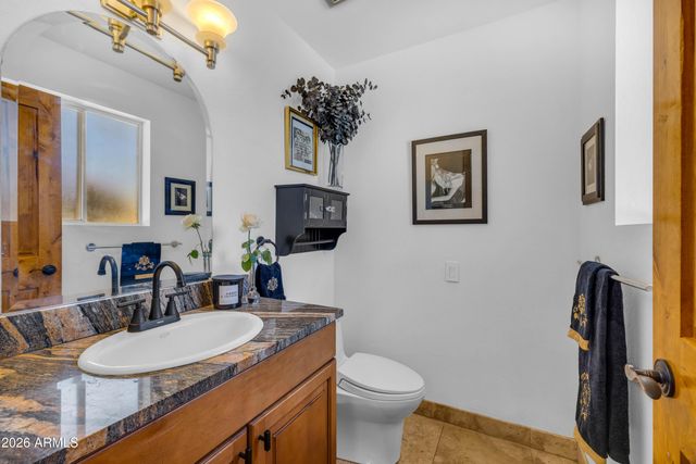 8611 E JENAN Drive, Scottsdale, AZ 85260