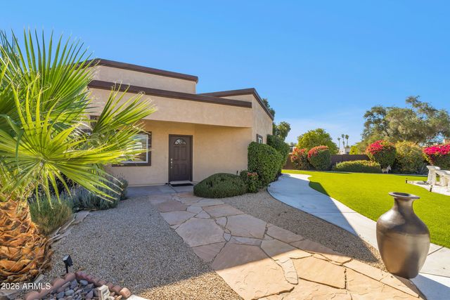 8611 E JENAN Drive, Scottsdale, AZ 85260