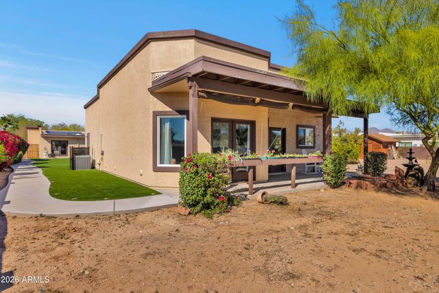 8611 E JENAN Drive, Scottsdale, AZ 85260