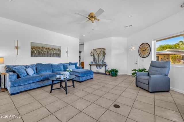 8611 E JENAN Drive, Scottsdale, AZ 85260