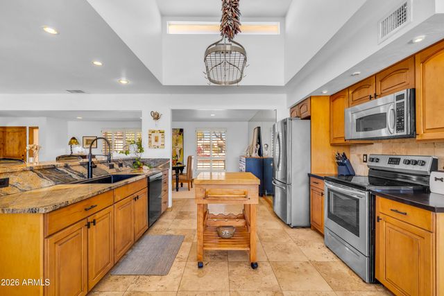 8611 E JENAN Drive, Scottsdale, AZ 85260