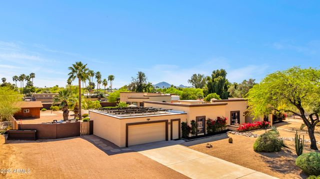 8611 E JENAN Drive, Scottsdale, AZ 85260
