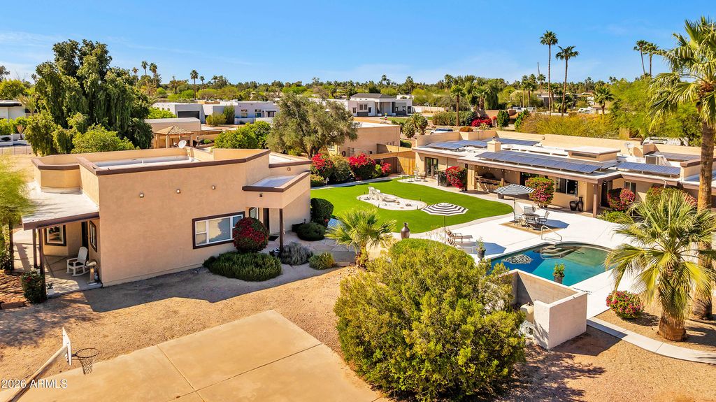 8611 E JENAN Drive, Scottsdale, AZ 85260