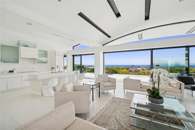 4607 Perham, Corona Del Mar, CA 92625