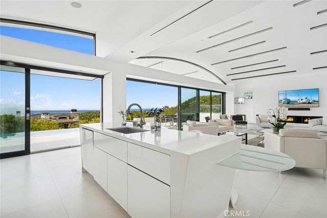 4607 Perham, Corona Del Mar, CA 92625
