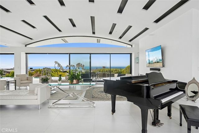 4607 Perham, Corona Del Mar, CA 92625