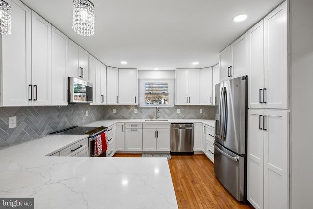 500 LITTLE FALLS ST, Falls Church, VA 22046