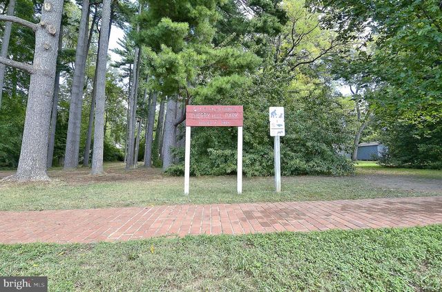 500 LITTLE FALLS ST, Falls Church, VA 22046