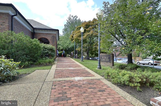 500 LITTLE FALLS ST, Falls Church, VA 22046