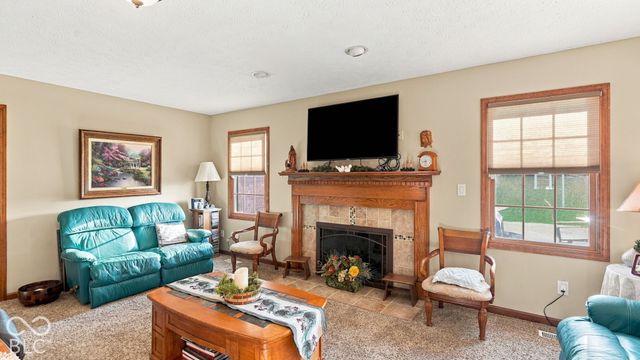 842 Deerfield Road, Anderson, IN 46012