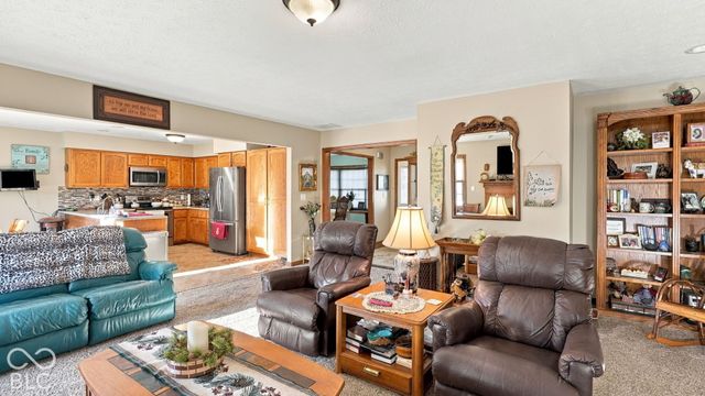 842 Deerfield Road, Anderson, IN 46012