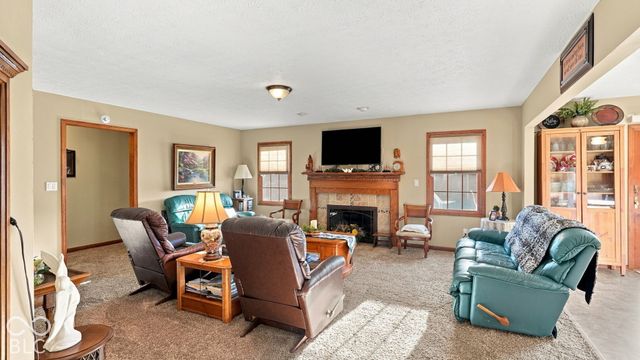 842 Deerfield Road, Anderson, IN 46012
