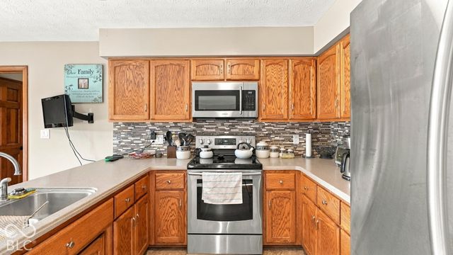 842 Deerfield Road, Anderson, IN 46012