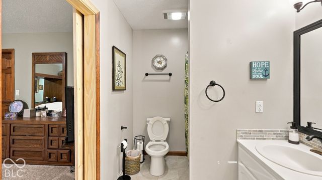842 Deerfield Road, Anderson, IN 46012