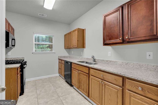 2407 Hackamore Drive, South Fulton, GA 30349
