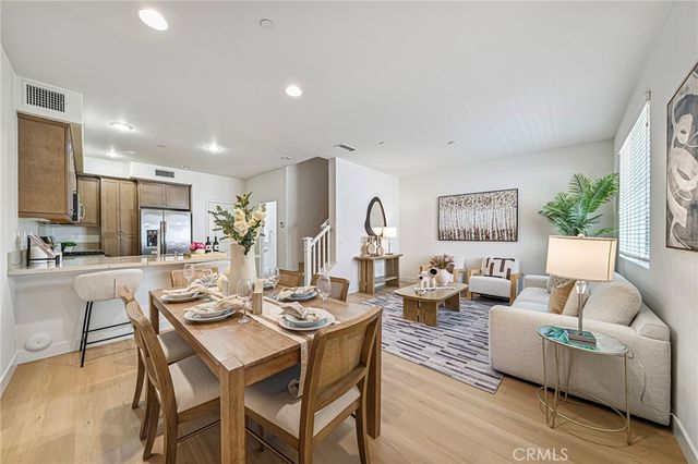 318 N Calvados, Azusa, CA 91702