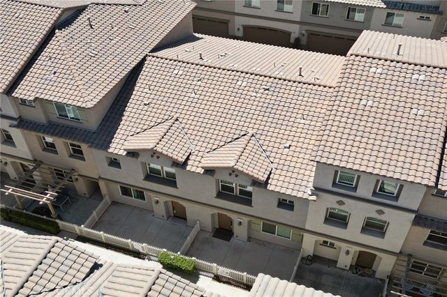 318 N Calvados, Azusa, CA 91702