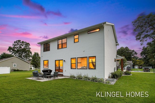 3712 Black Creek Road, Muskegon, MI 49444