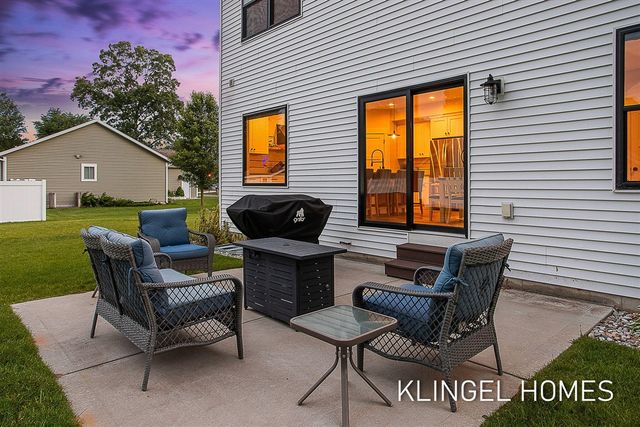 3712 Black Creek Road, Muskegon, MI 49444