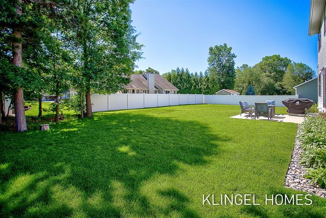 3712 Black Creek Road, Muskegon, MI 49444