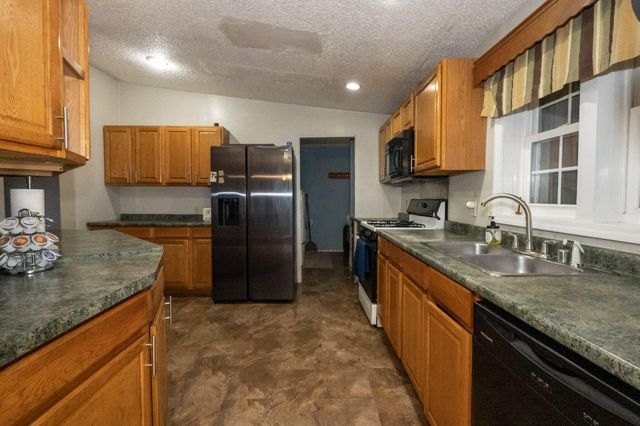 9025 Nugent Avenue NE, Rockford, MI 49341