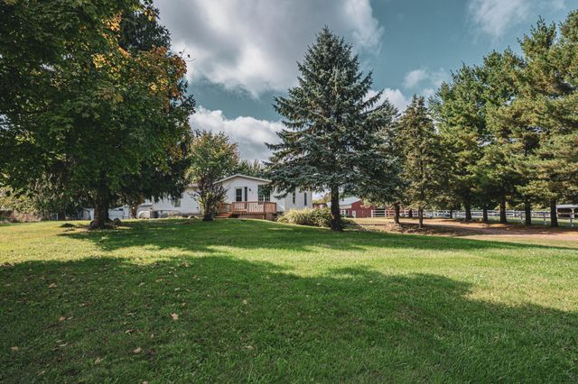 9025 Nugent Avenue NE, Rockford, MI 49341