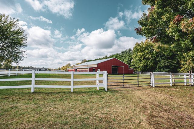 9025 Nugent Avenue NE, Rockford, MI 49341