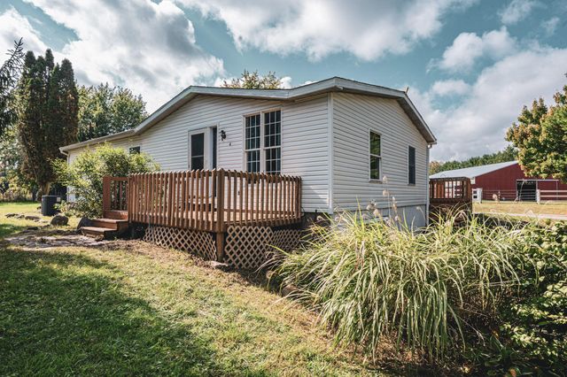 9025 Nugent Avenue NE, Rockford, MI 49341